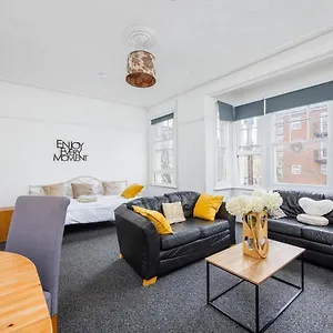 Apartment Bright & Spacious 2Br - City Centre Nr The Beach & High St By Everhome Ltd, Southend-on-Sea